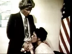 Le sénateur fait Secrétaire