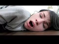 Cute brunette obtient creampie nice bvr