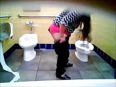 Mexicain poppin un squat