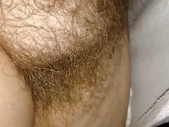 Femme envoi un tex, j'ai filmer sa chatte poilue, seins, ventre