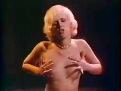 Prison de grosse chatte juteuse